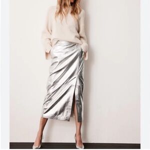 Indigo Elegant Silver Skirt Size M